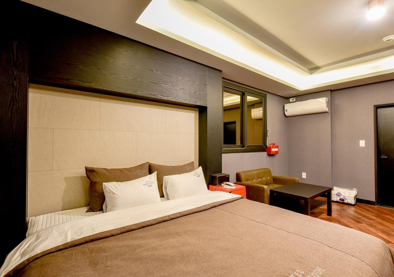 French Code Hotel Changwon Zewnętrze zdjęcie