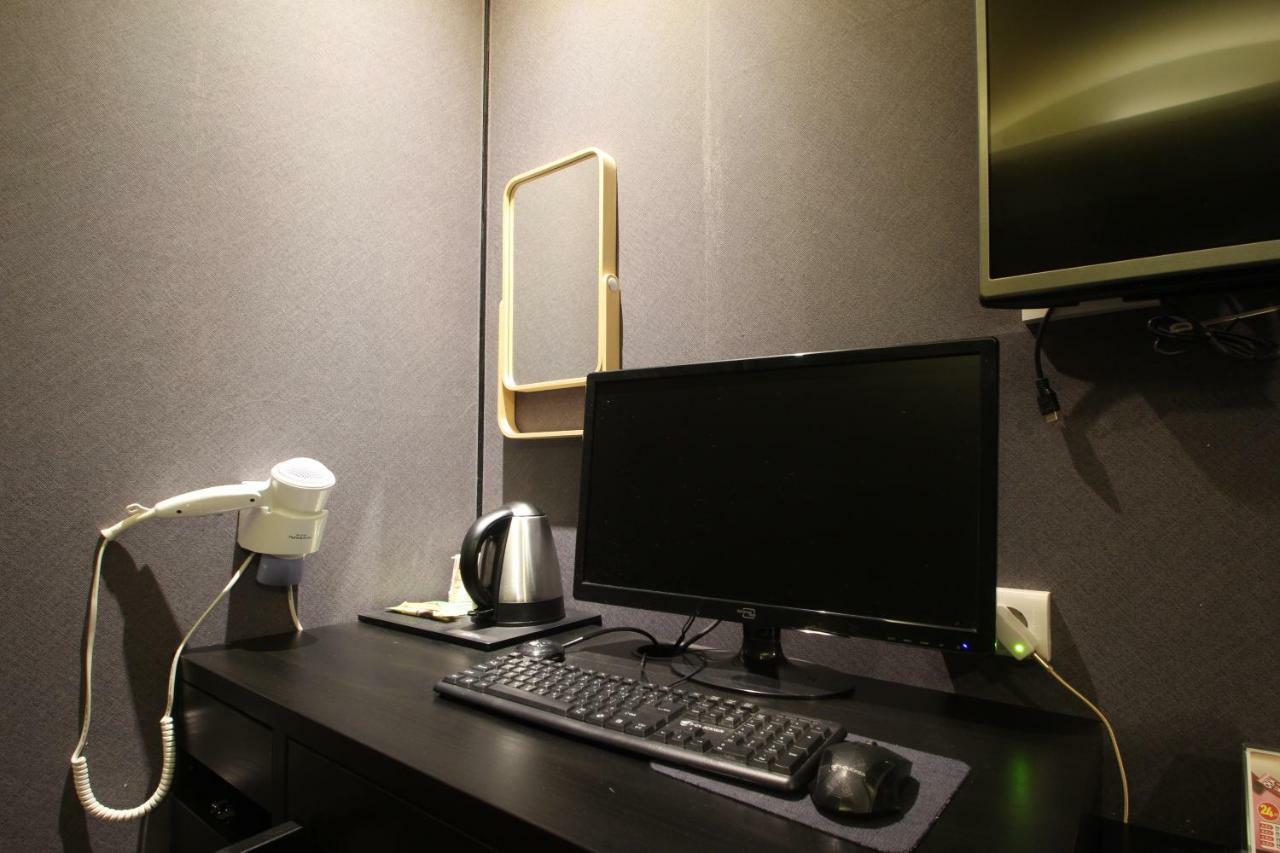 French Code Hotel Changwon Zewnętrze zdjęcie